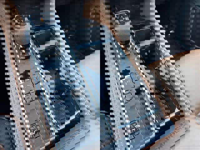 Used 2025 Nissan Pathfinder Platinum w/ Cargo Package image 27