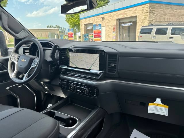 New 2026 Chevrolet Silverado 2500 LTZ w/ LTZ Convenience Package AWD/4WD image 26