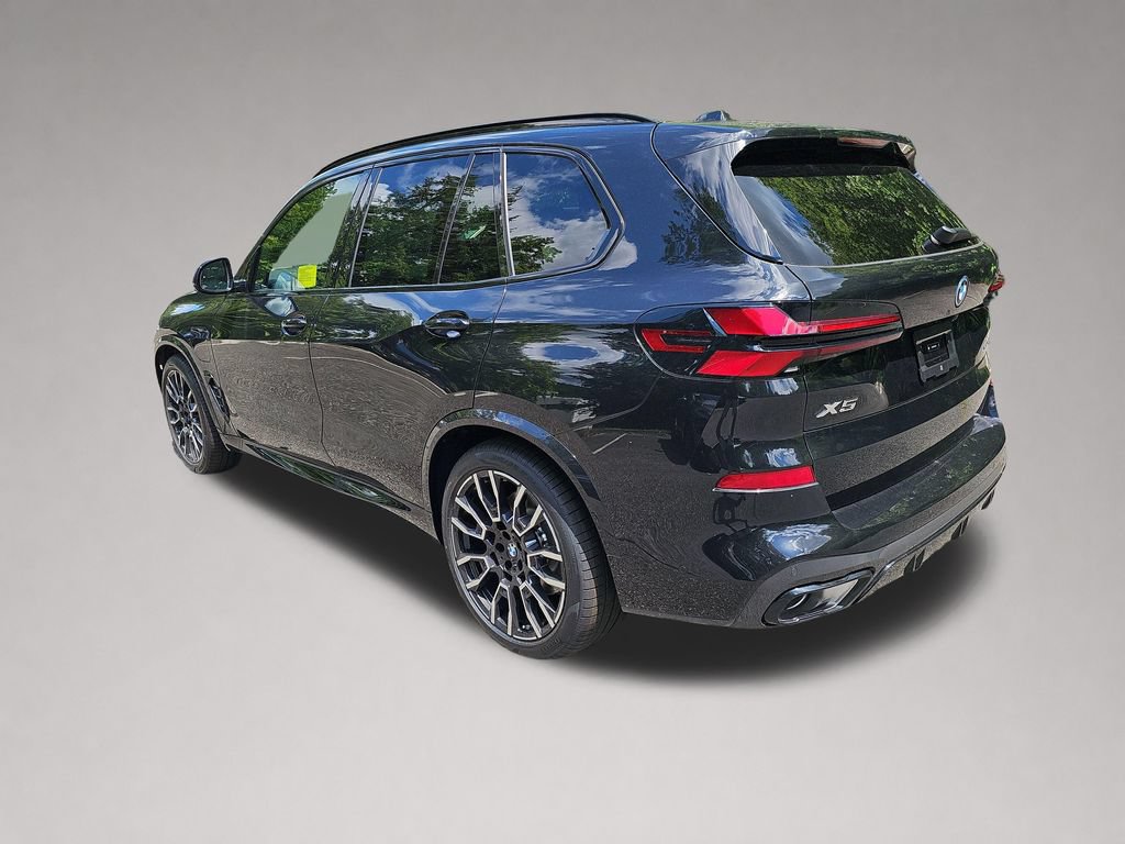 New 2026 BMW X5 xDrive50e w/ M Sport Package AWD/4WD image 6