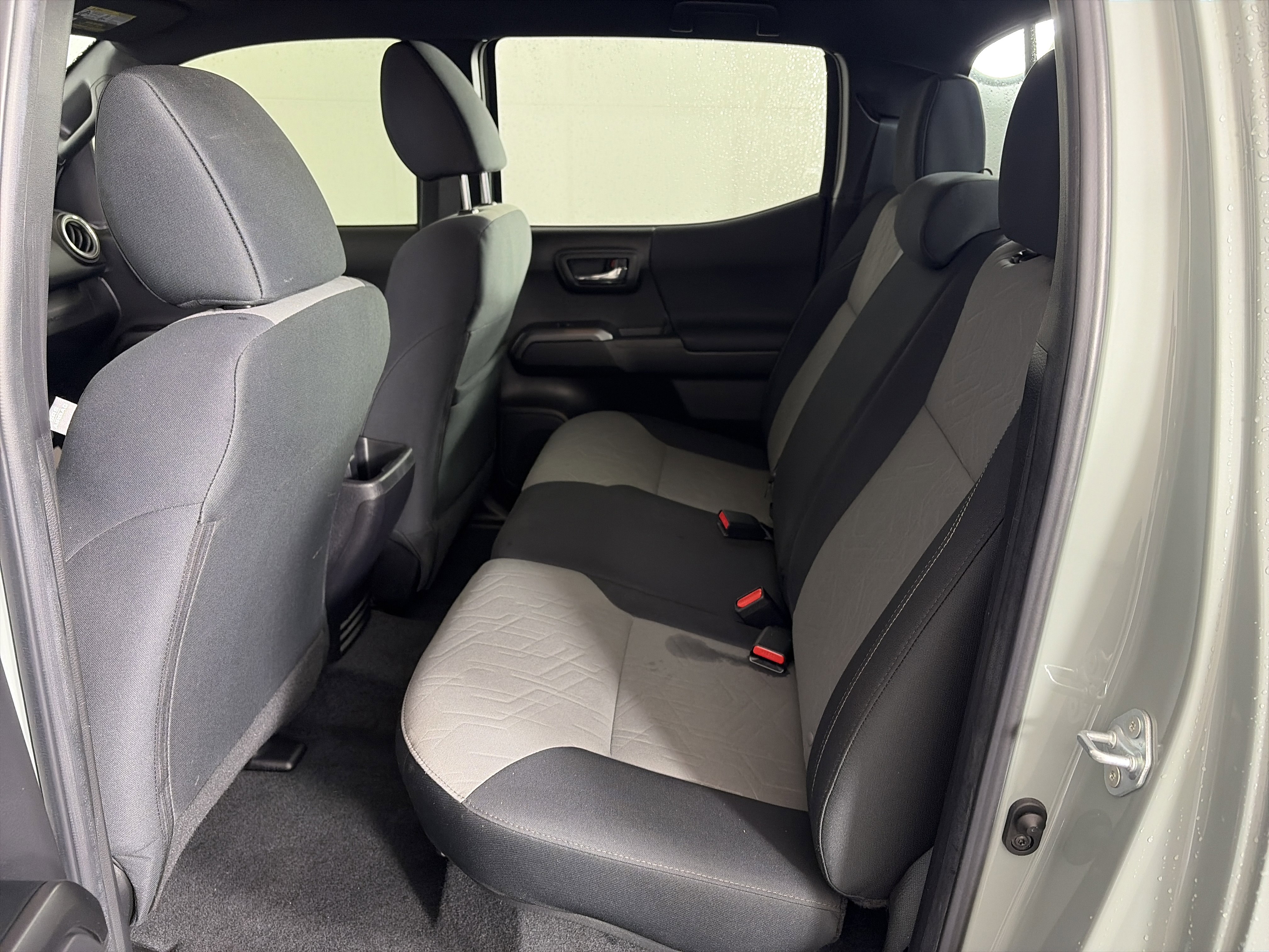 Used 2022 Toyota Tacoma TRD Sport image 7