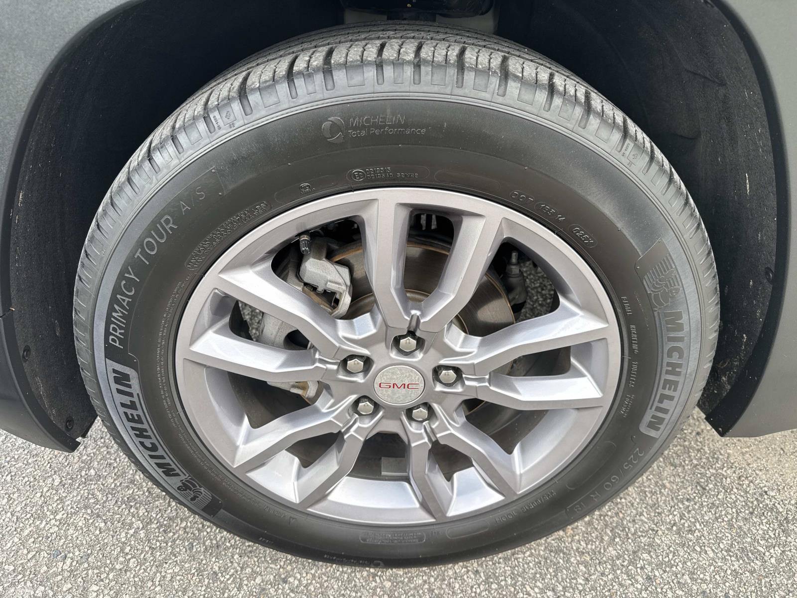 Used 2022 GMC Terrain SLT w/ LPO, Floor Liner Package FWD image 11