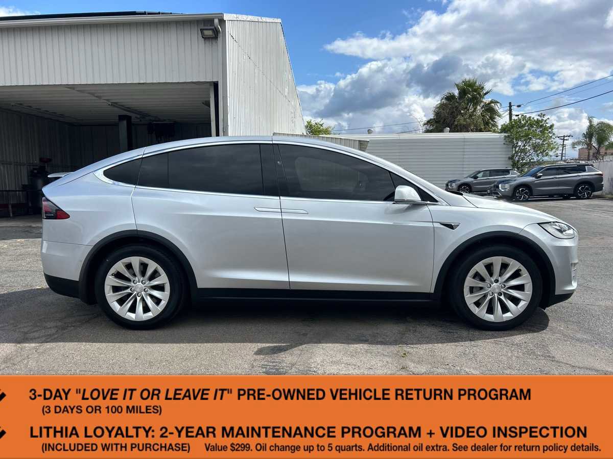 Used 2017 Tesla Model X 75D AWD/4WD image 1