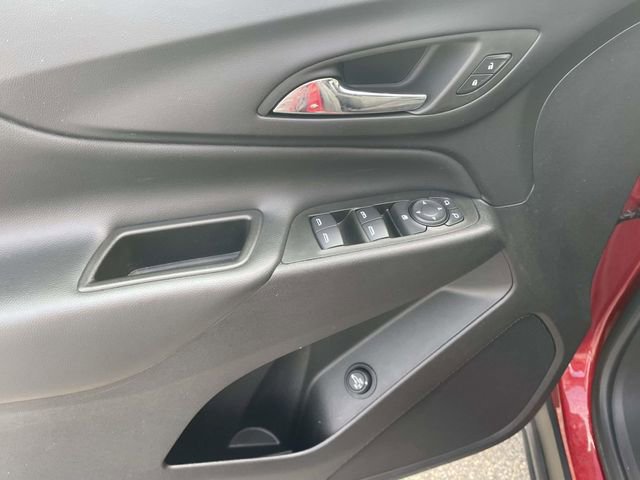 Used 2023 Chevrolet Equinox LT image 16