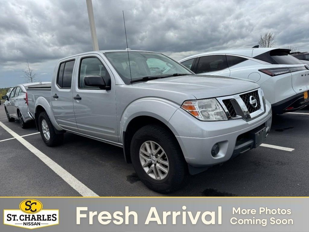 Used 2017 Nissan Frontier SV image 1