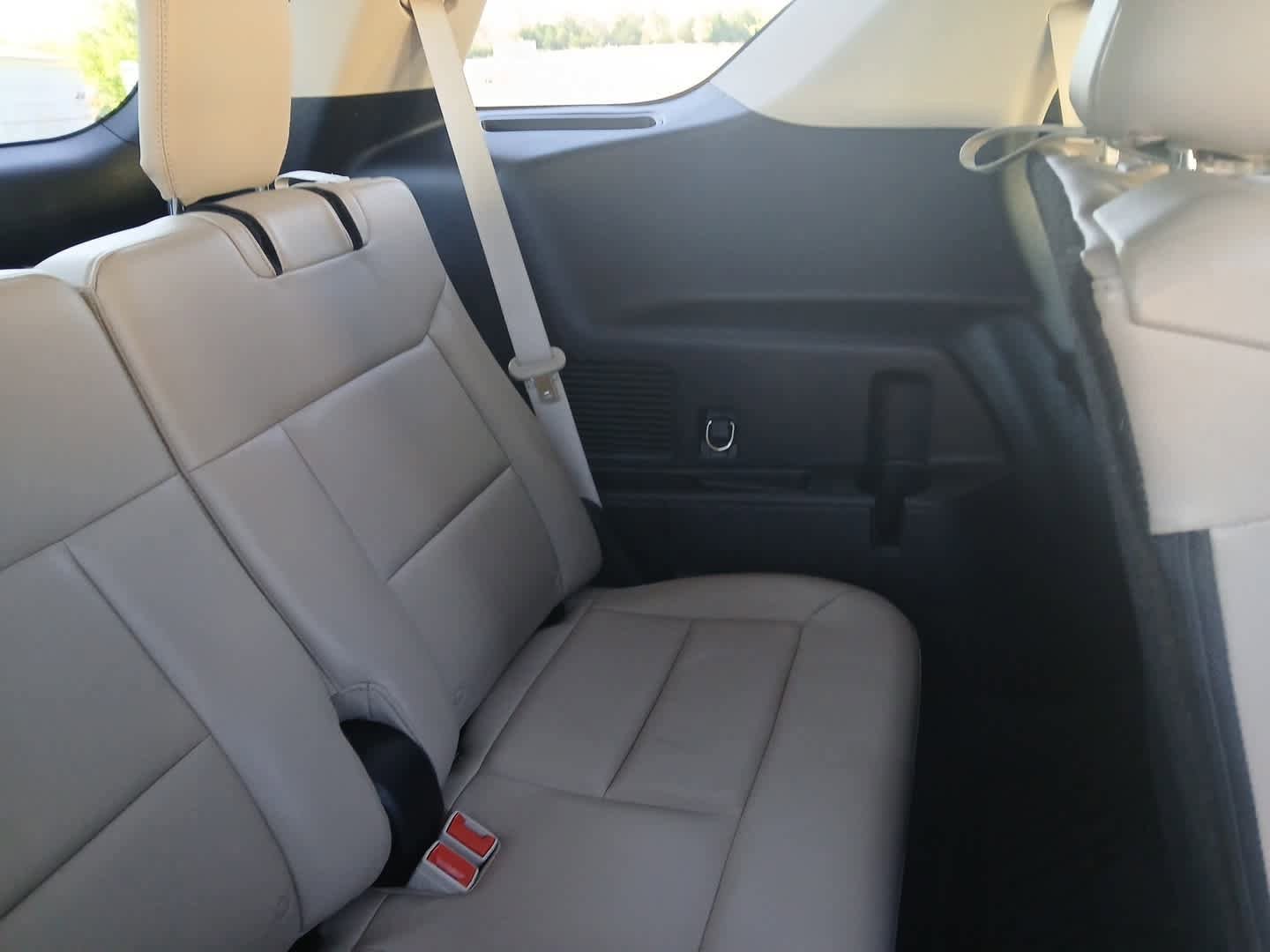 Used 2023 Ford Explorer Limited AWD/4WD image 65