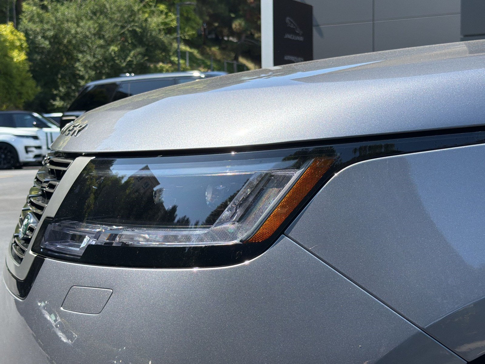 New 2026 Land Rover Range Rover SE AWD/4WD image 12