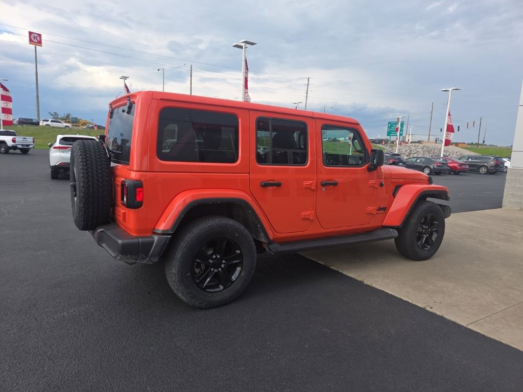 Used 2023 Jeep Wrangler Unlimited Sahara AWD/4WD image 7