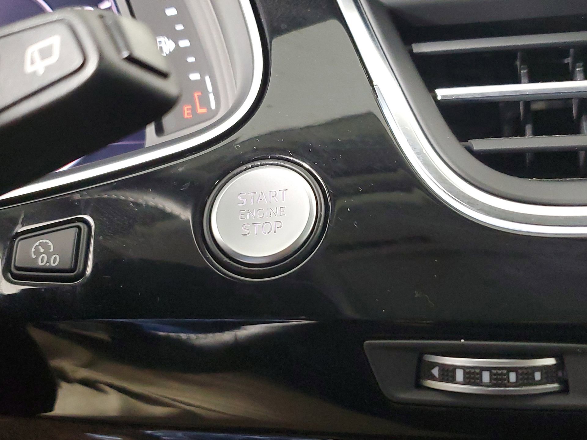 Used 2017 Audi Q7 3.0T Premium Plus image 46