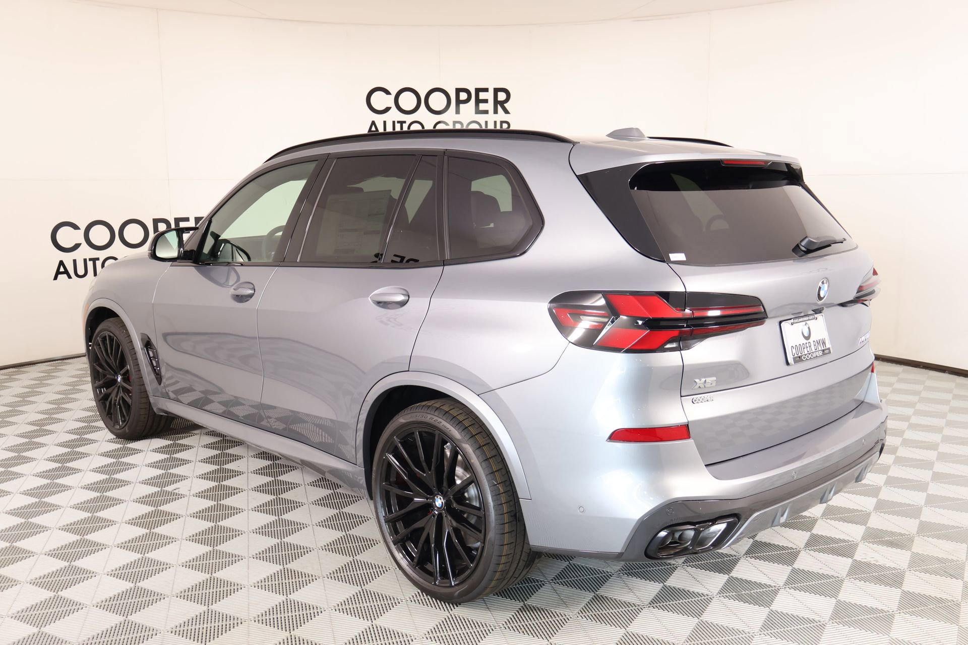 New 2026 BMW X5 M60i AWD/4WD image 23