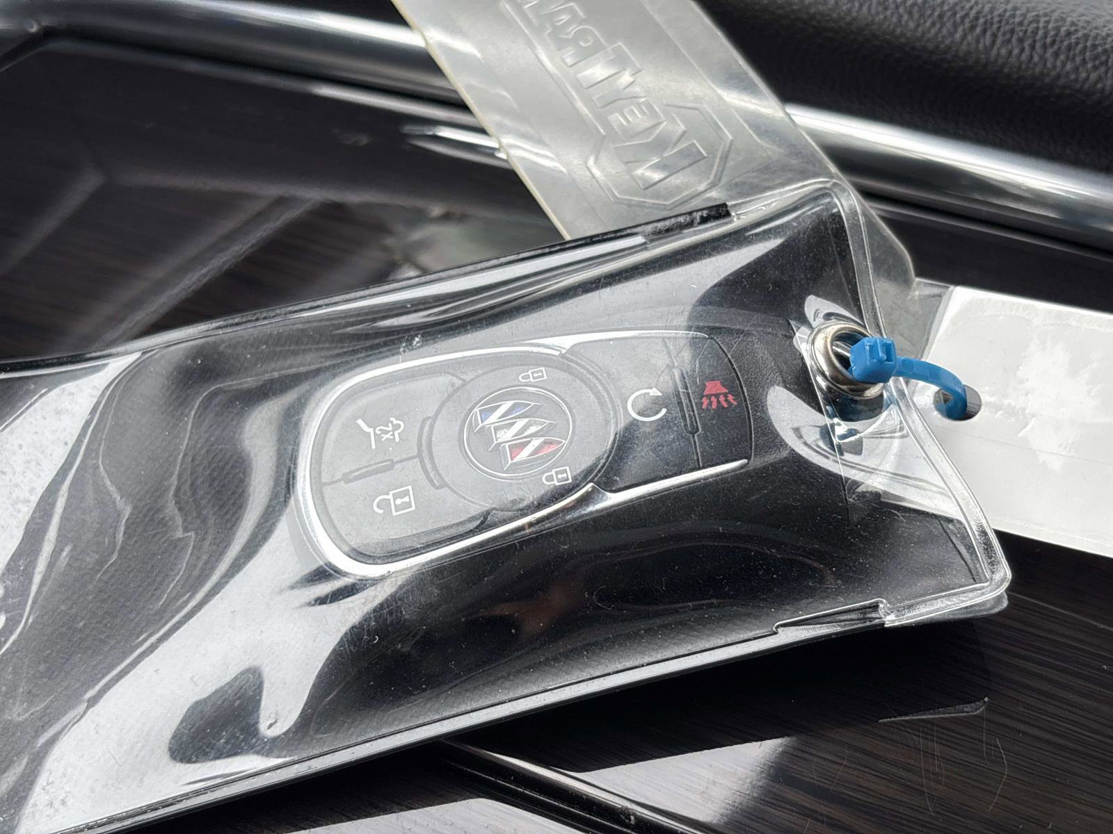 Used 2020 Buick Enclave Premium w/ LPO, Luxury Package image 36