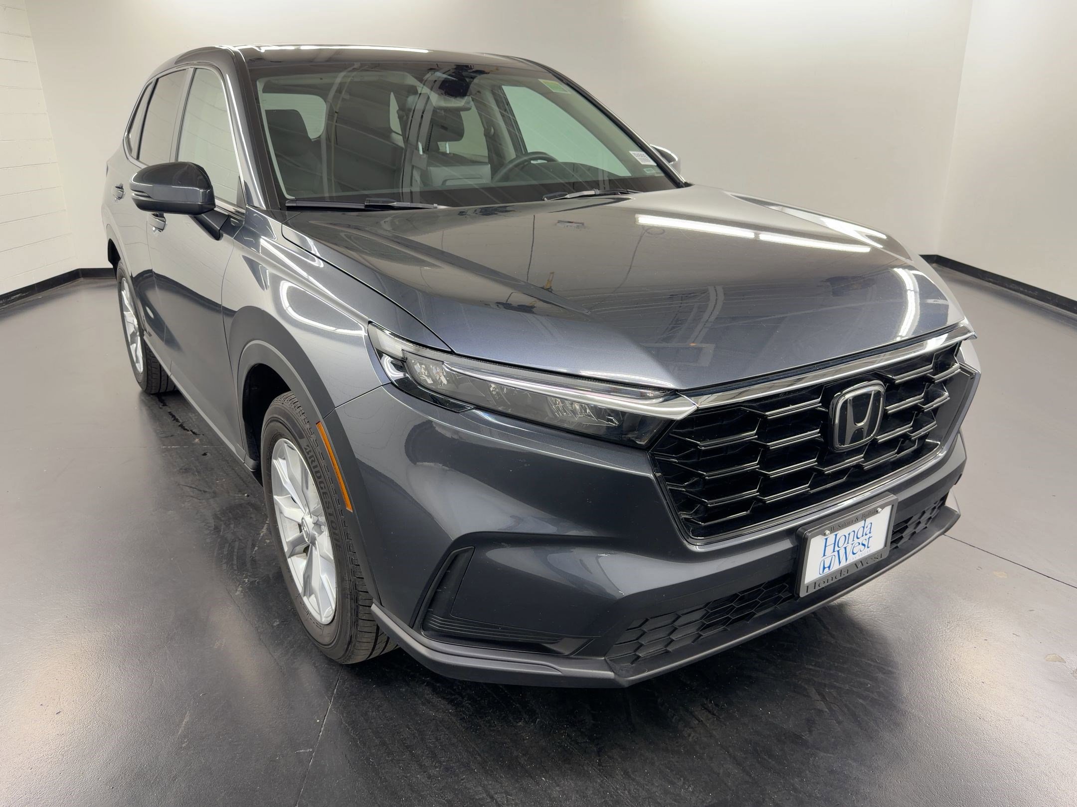 Used 2025 Honda CR-V EX image 7