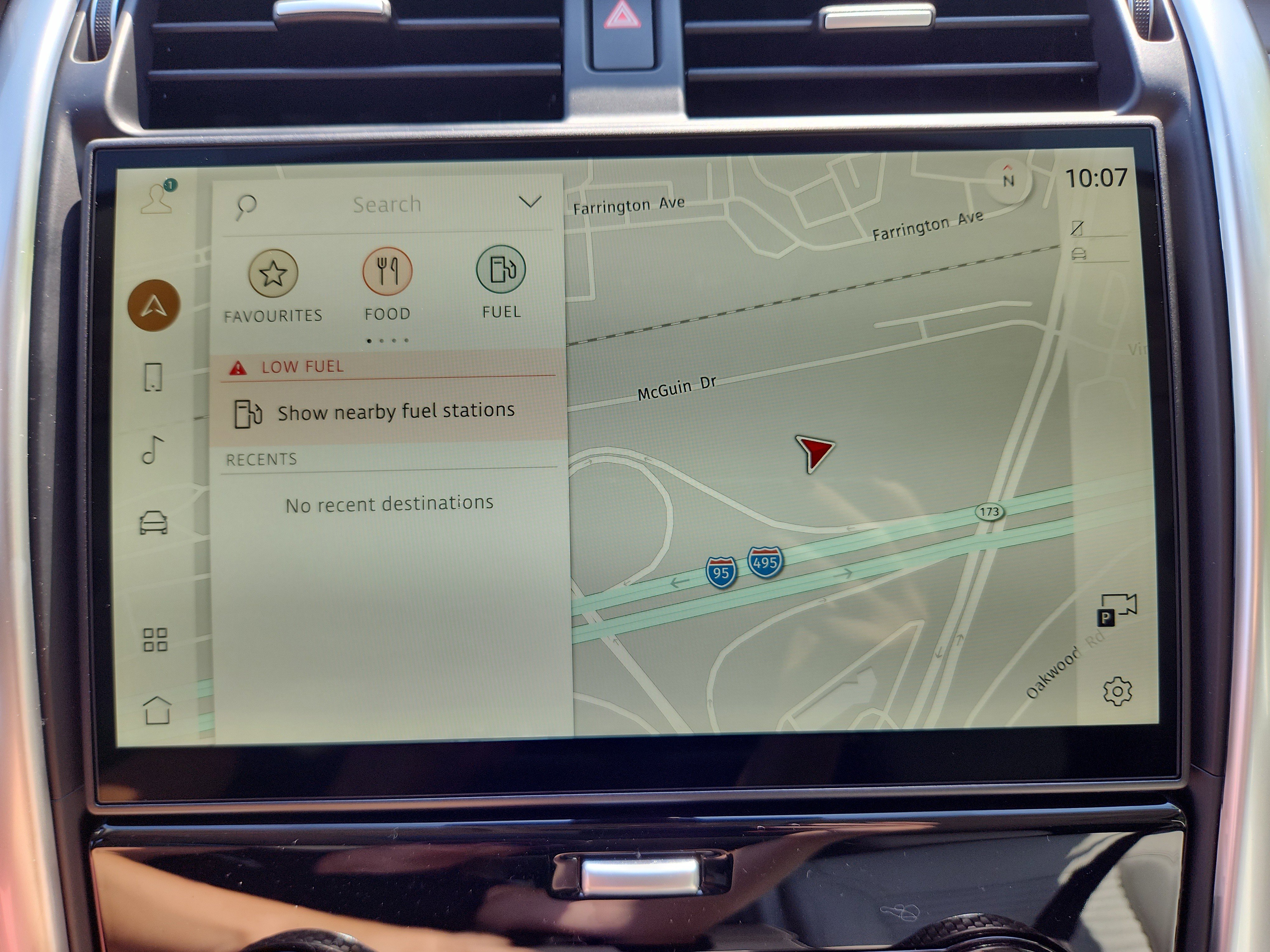 New 2025 Land Rover Discovery Dynamic SE image 21