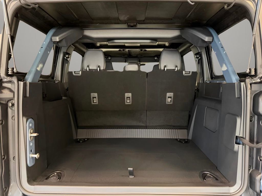 New 2025 Ford Bronco Badlands w/ Sasquatch Package AWD/4WD image 9