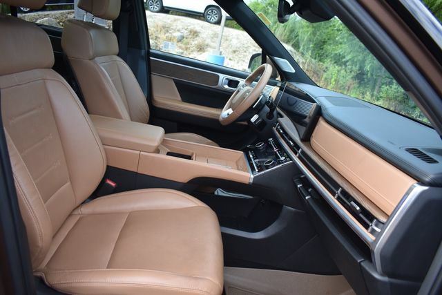 Used 2024 Hyundai Santa Fe Limited AWD/4WD image 14
