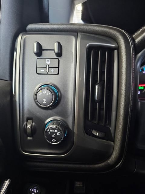 Used 2019 Chevrolet Silverado 3500 LTZ w/ Duramax Plus Package image 32