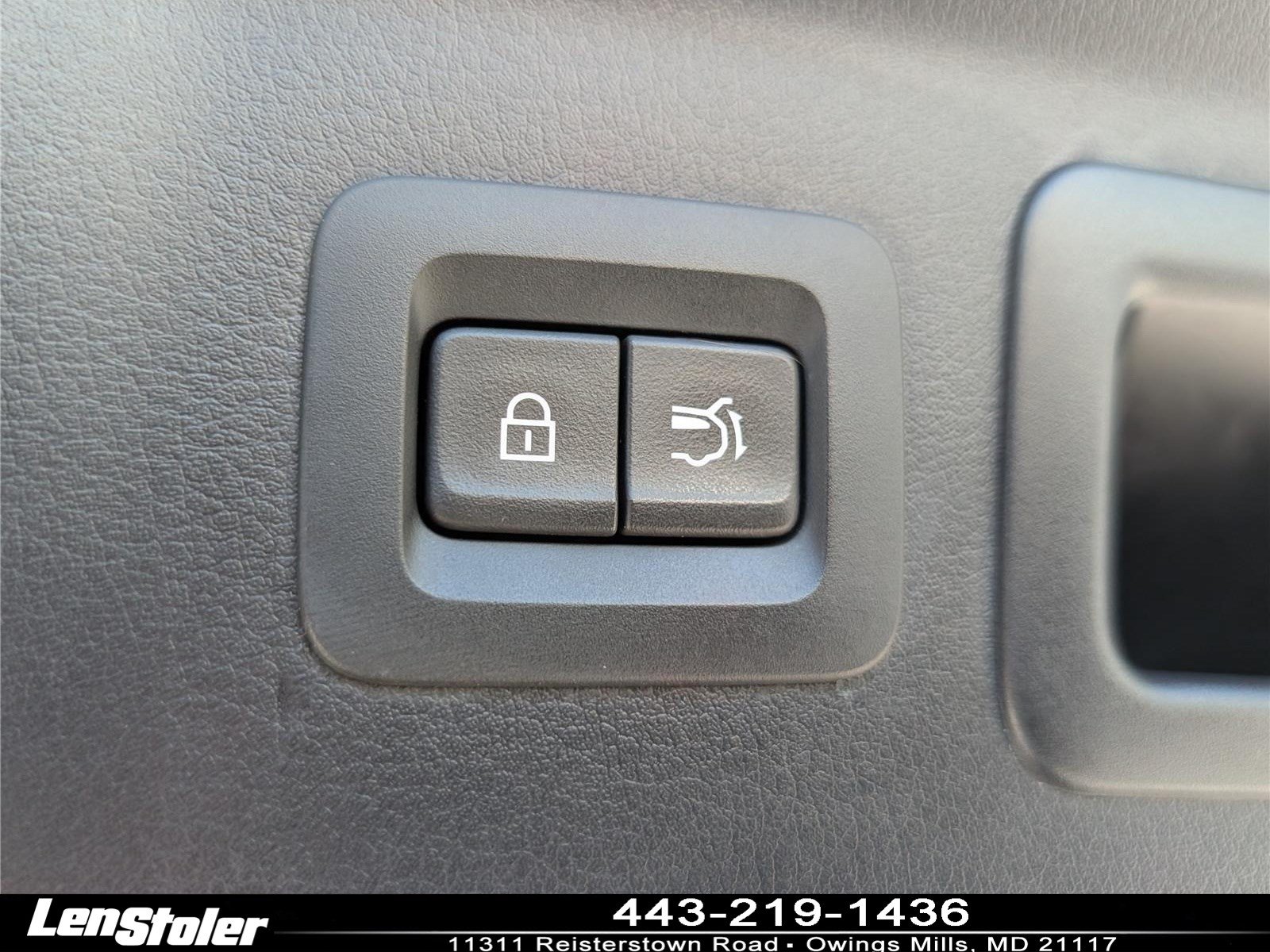 Used 2024 MAZDA CX-90 Plug-In Hybrid w/ Preferred AWD/4WD image 15