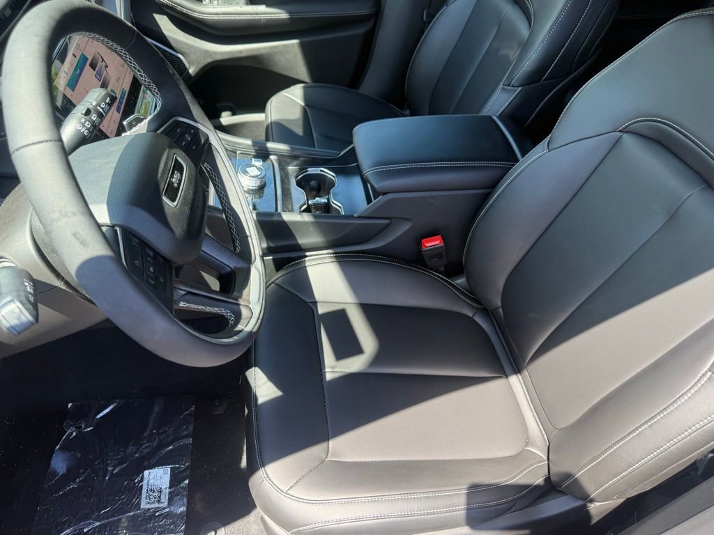 New 2026 Jeep Grand Cherokee L Limited AWD/4WD image 12
