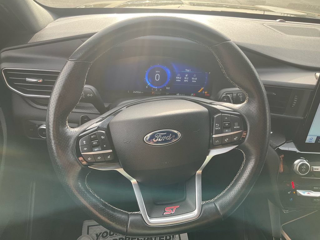 Used 2022 Ford Explorer ST w/ Equipment Group 401A AWD/4WD image 21