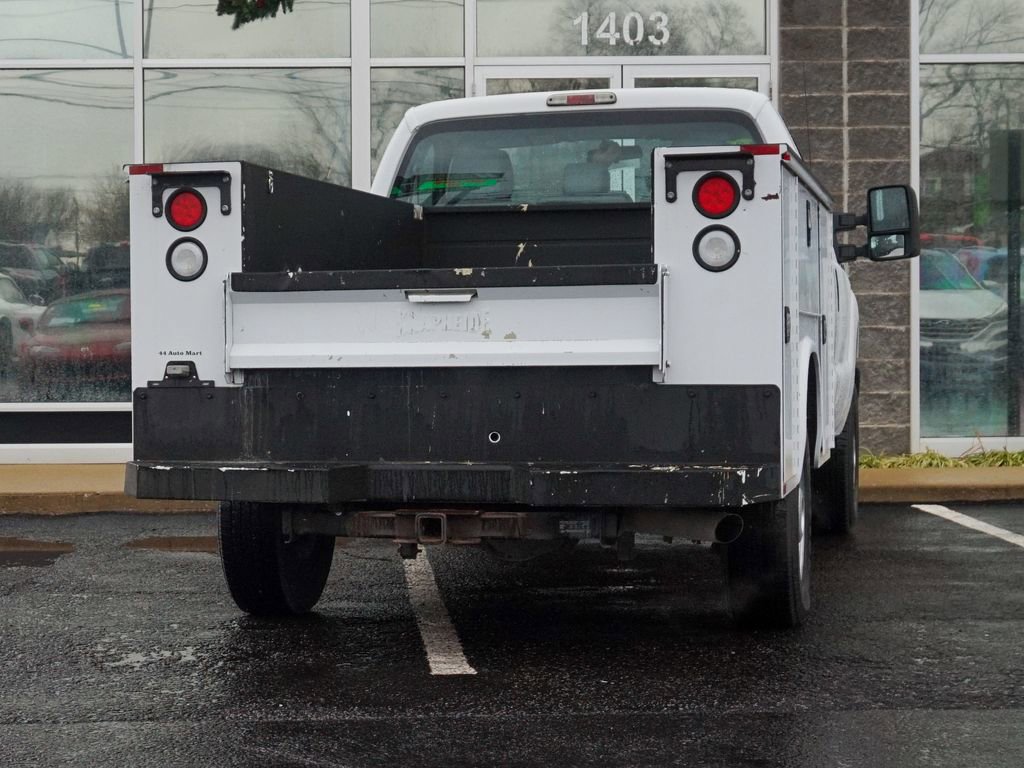 Used 2015 Ford F250 XL image 3