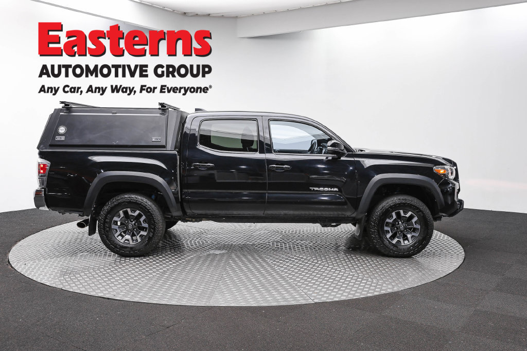 Used 2021 Toyota Tacoma TRD Off-Road AWD/4WD image 4