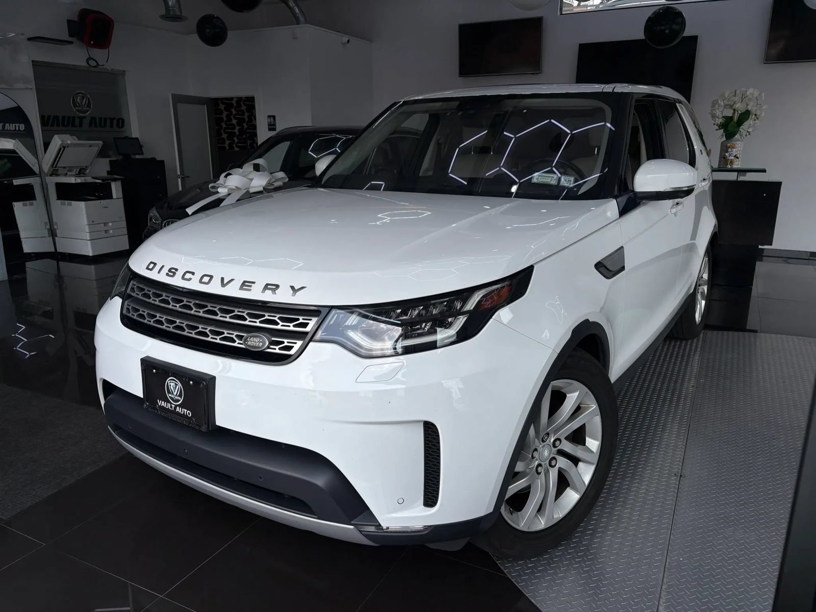 Used 2017 Land Rover Discovery HSE