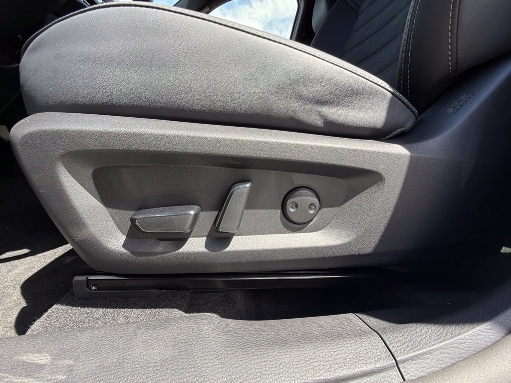 New 2026 Mitsubishi Outlander LE FWD image 36