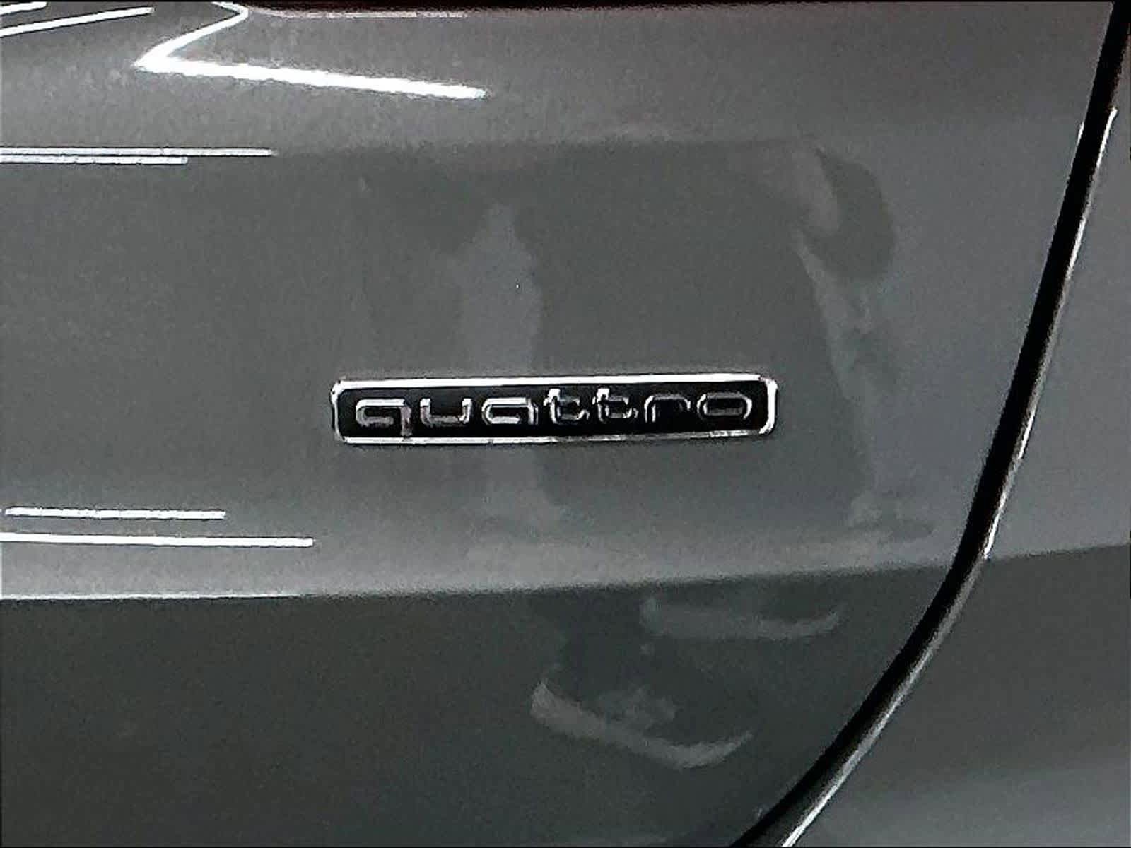 Certified 2025 Audi Q3 2.0T Premium image 10
