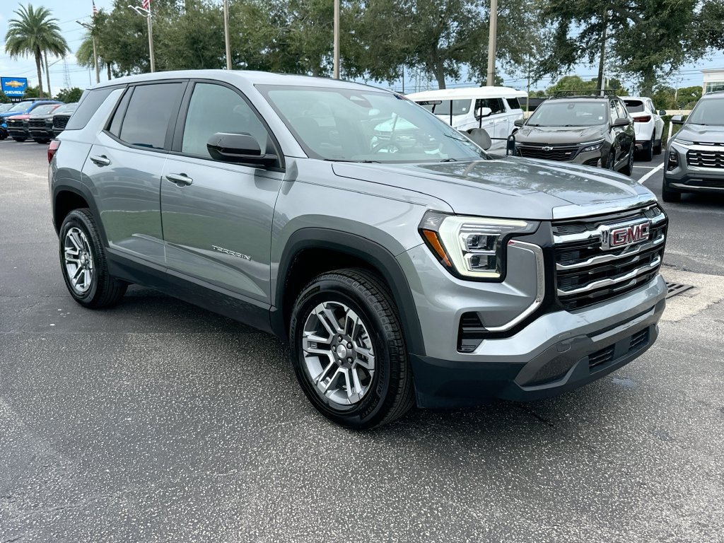 Certified 2026 GMC Terrain Elevation FWD image 3