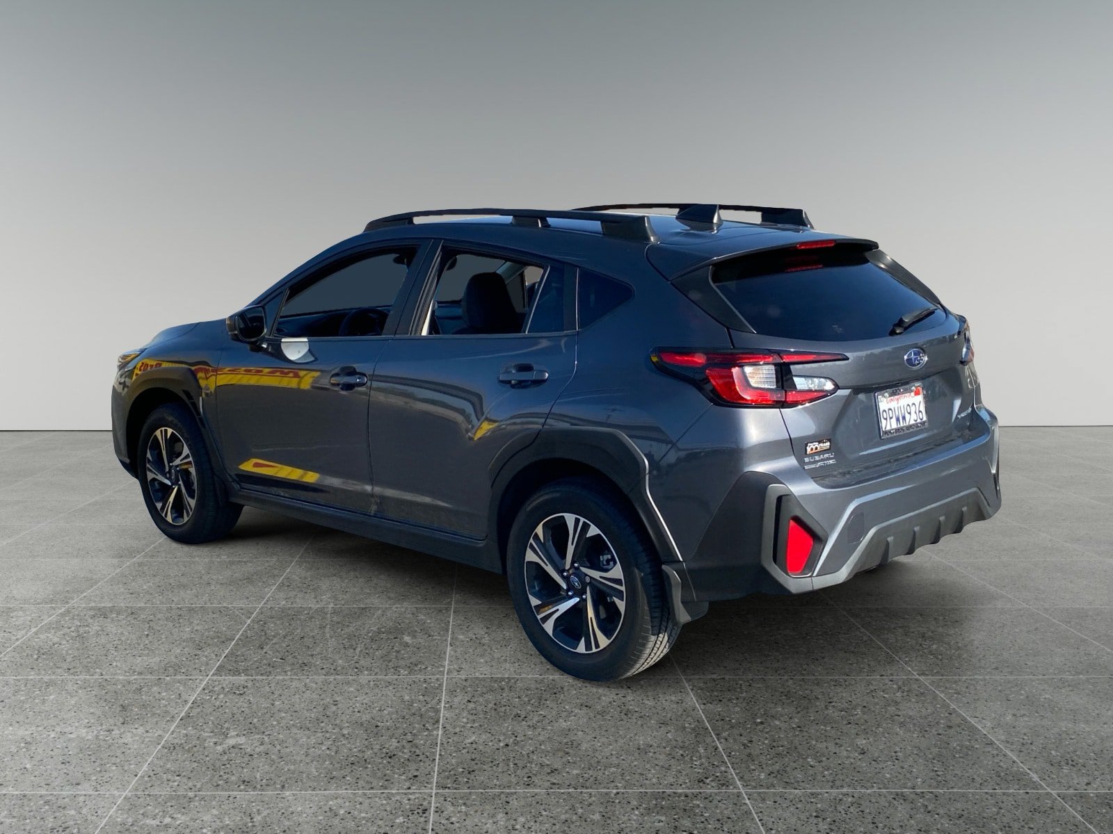 Used 2024 Subaru Crosstrek 2.0i Premium w/ Crosstrek Mirror Package AWD/4WD image 3