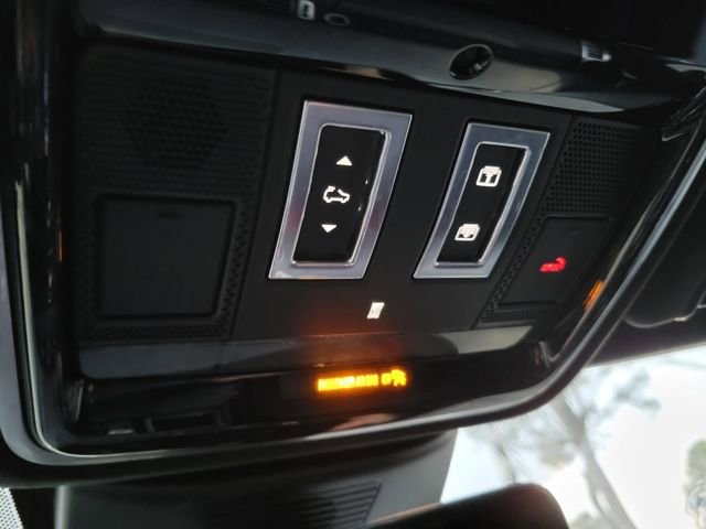 Used 2021 Land Rover Range Rover Westminster Edition image 40