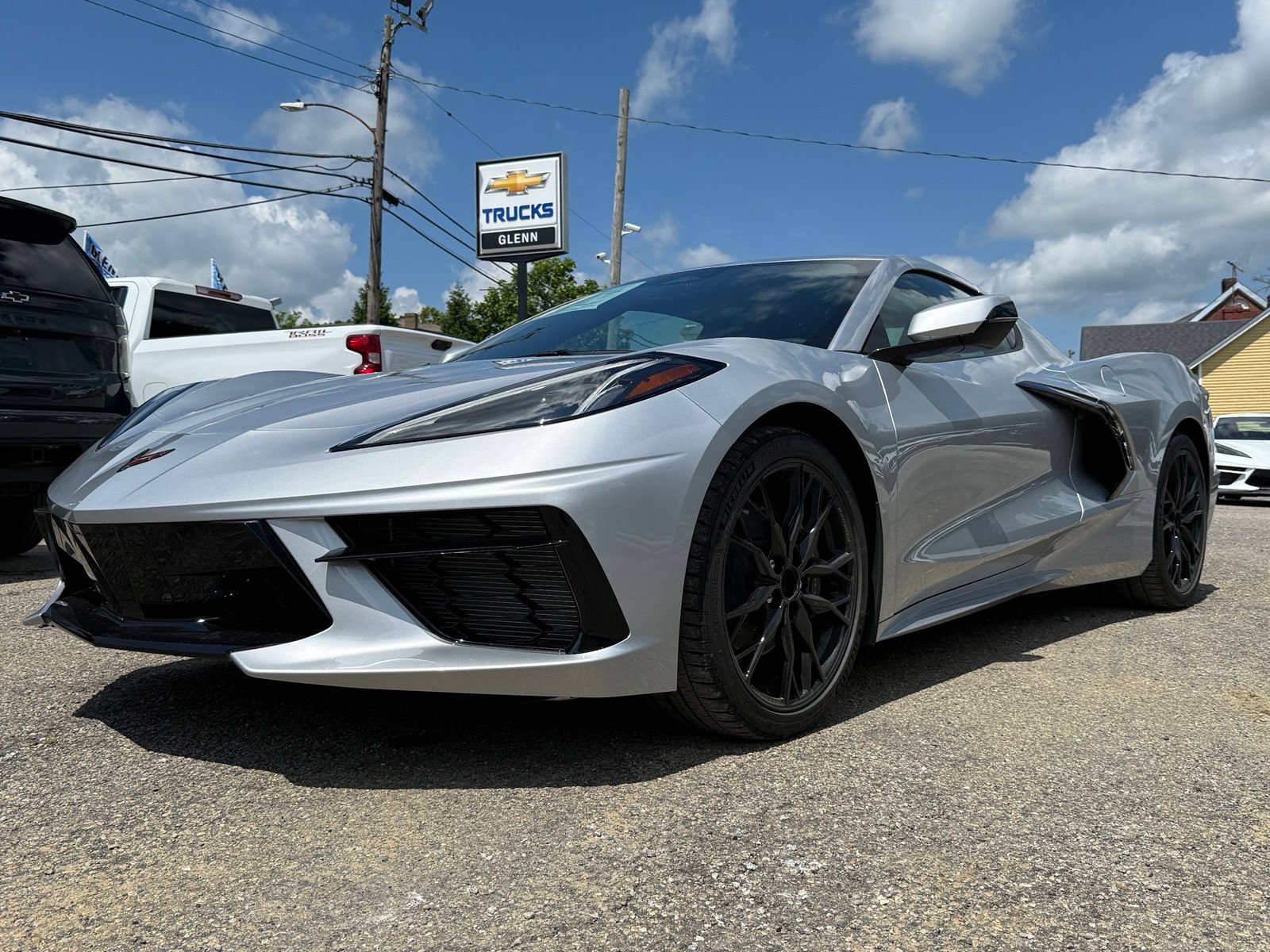 New 2027 Chevrolet Corvette Stingray Coupe w/ 1LT RWD image 2