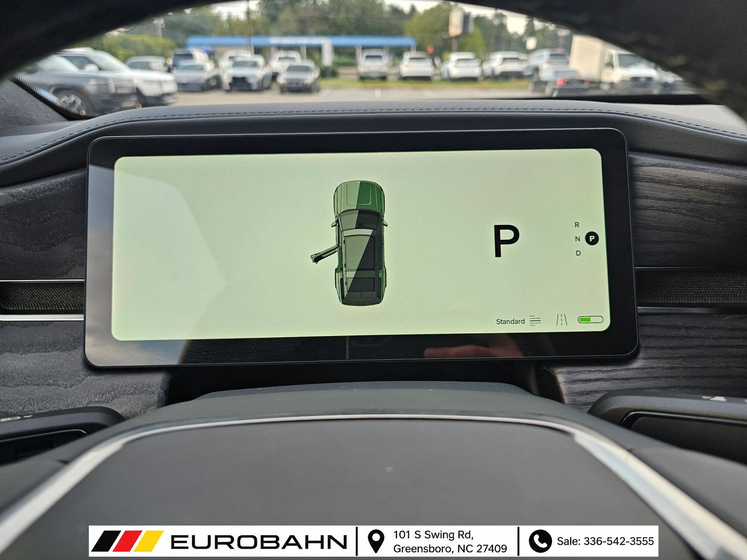 Used 2025 Rivian R1S Adventure Dual AWD/4WD image 14