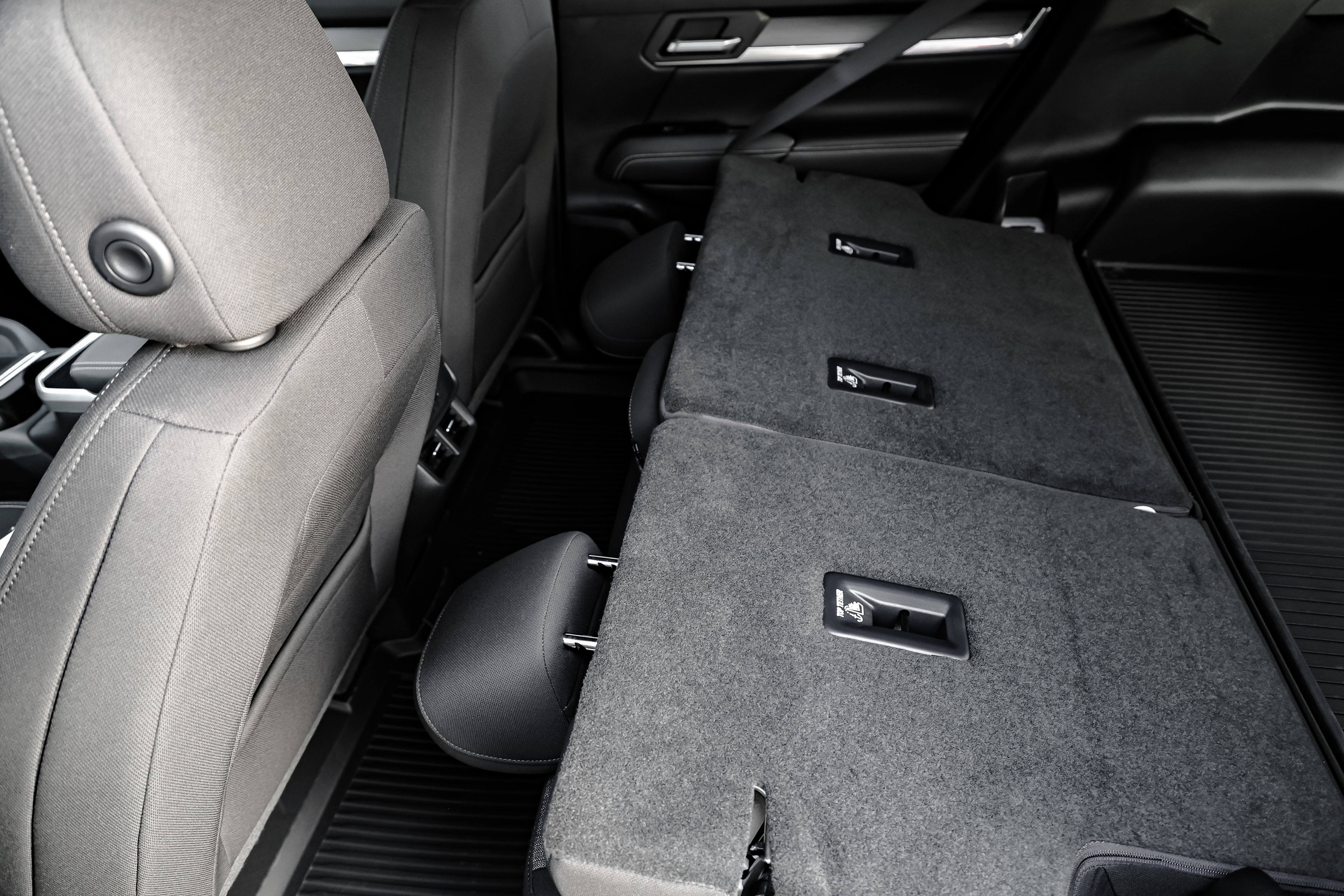New 2026 GMC Terrain Elevation w/ LPO, Floor Liner Package image 14