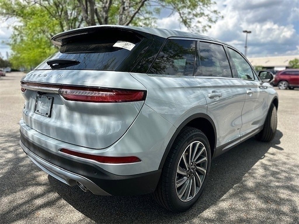 New 2025 Lincoln Corsair Reserve image 5