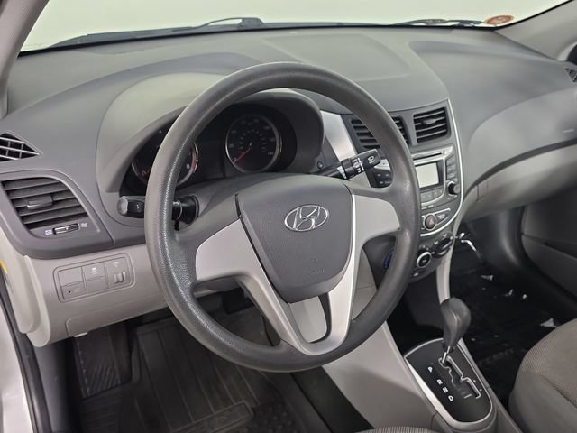 Used 2012 Hyundai Accent GLS FWD image 19