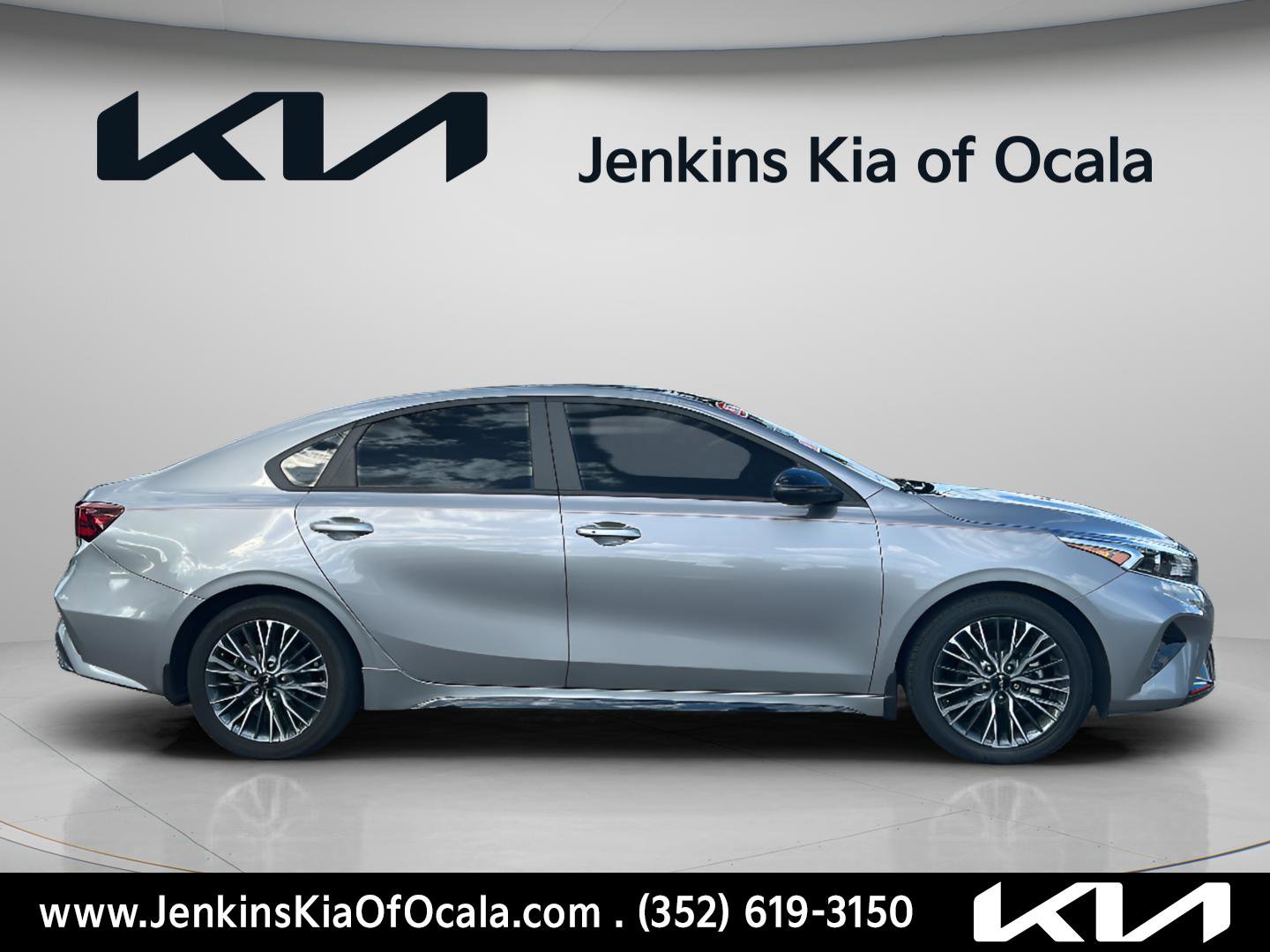 Certified 2024 Kia Forte GT-Line FWD image 2
