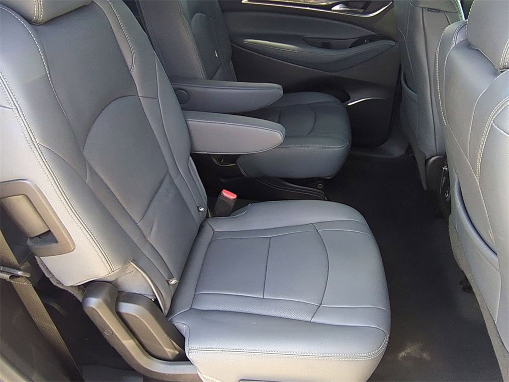 Certified 2023 Buick Enclave Essence image 25