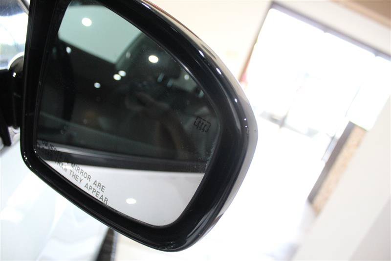 Used 2013 Nissan Pathfinder SL w/ SL Premium Pkg AWD/4WD image 12