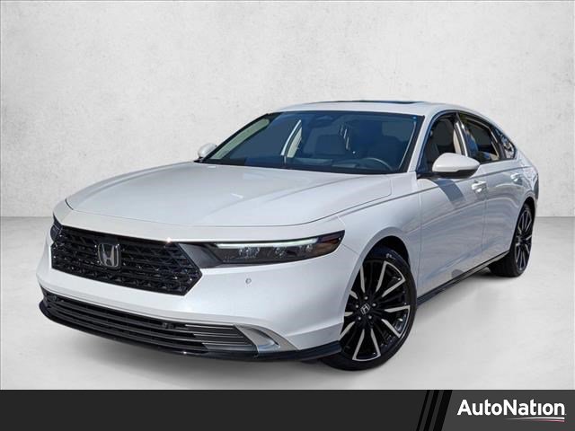 Used 2023 Honda Accord Touring image 1