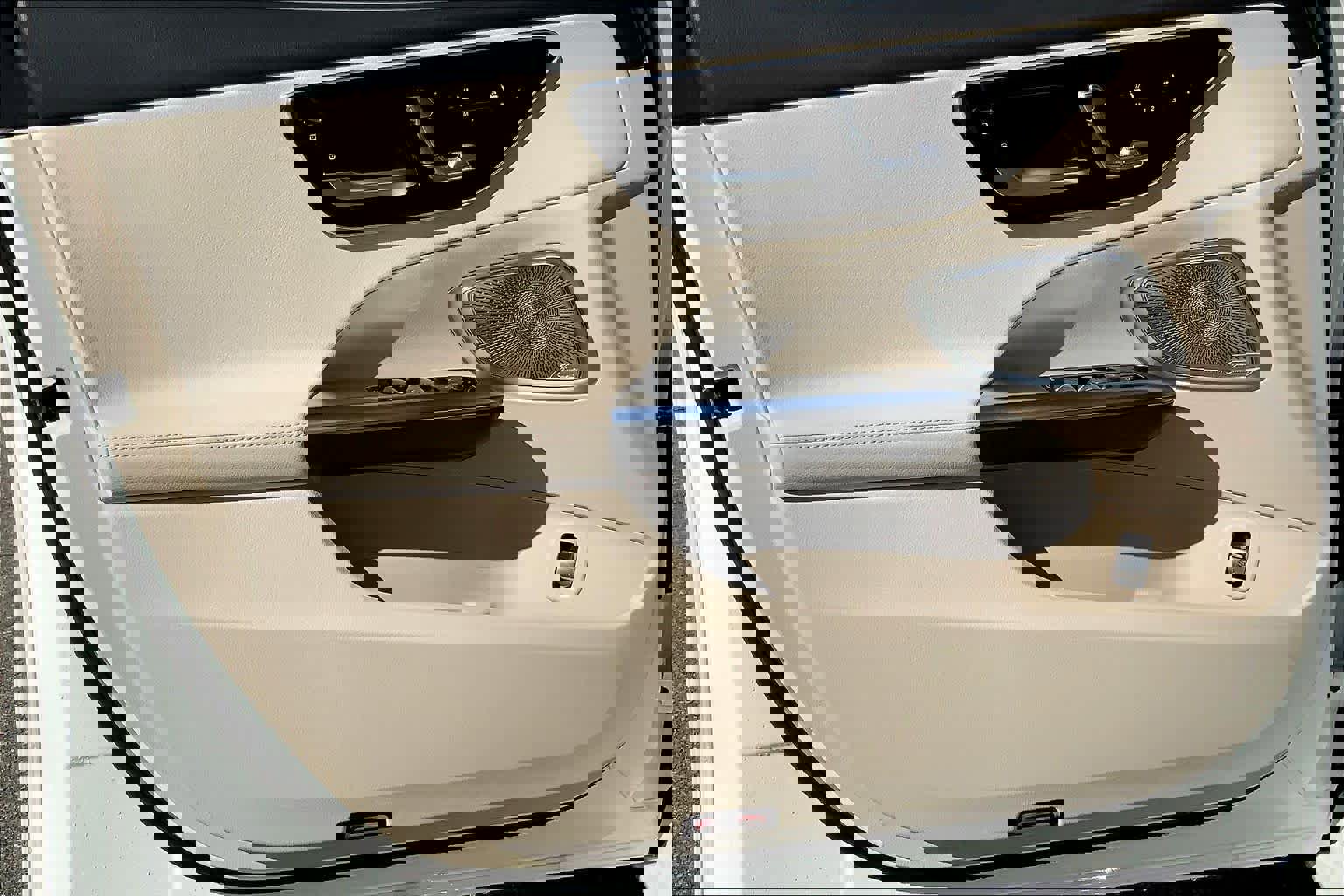 Used 2026 Mercedes-Benz C 300 4MATIC Sedan image 14