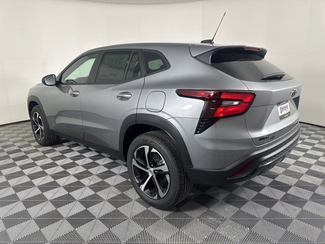 New 2026 Chevrolet Trax RS w/ Driver Confidence Package image 5