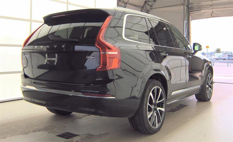 Used 2023 Volvo XC90 B5 Plus w/ Protection Package Premier AWD/4WD image 13