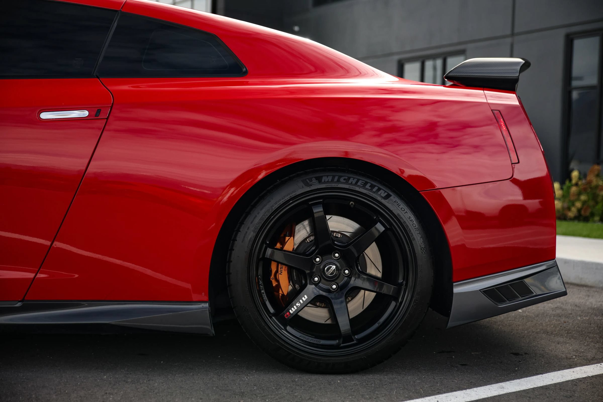 Used 2019 Nissan GT-R Track Edition AWD/4WD image 12