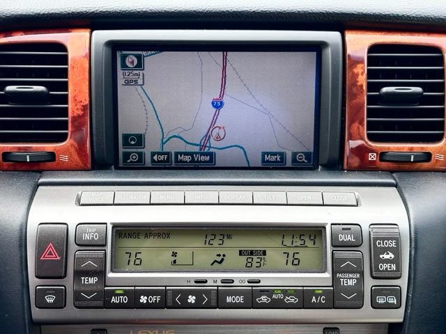 Used 2006 Lexus SC 430 Convertible RWD image 24