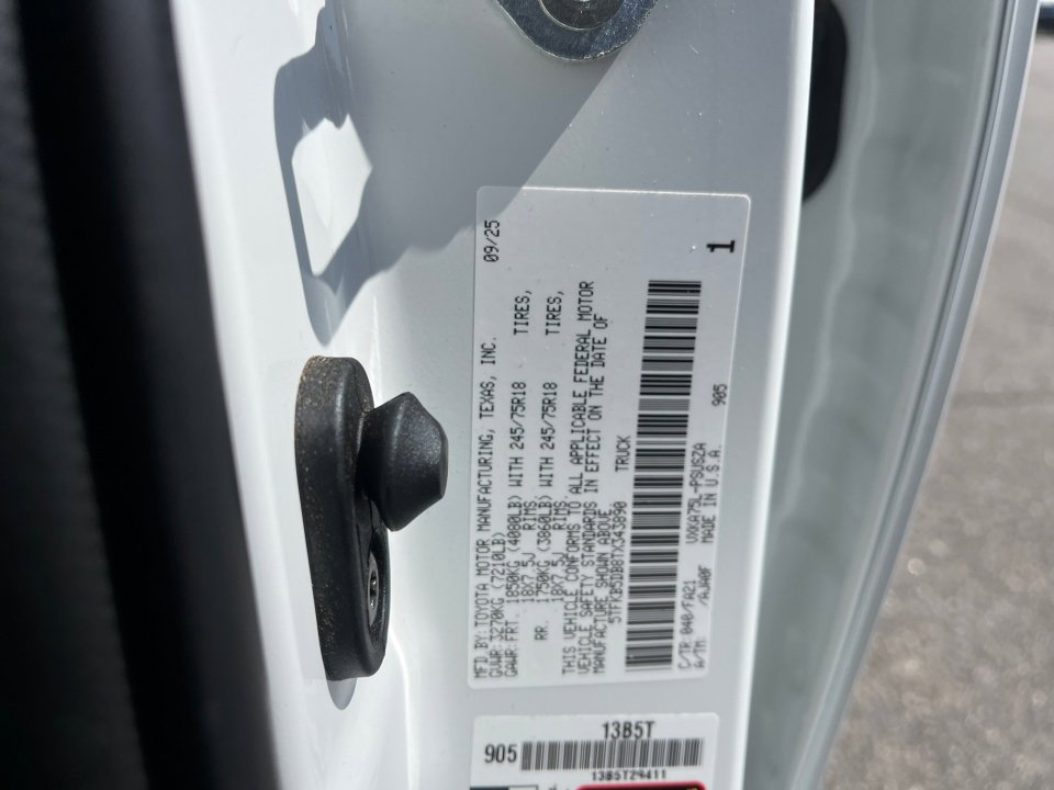 Certified 2026 Toyota Tundra SR image 39