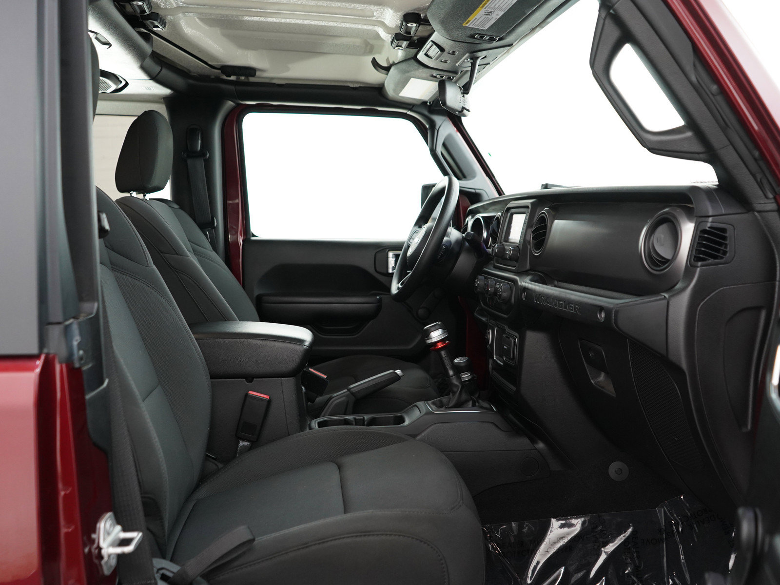 Used 2021 Jeep Wrangler Sport AWD/4WD image 11
