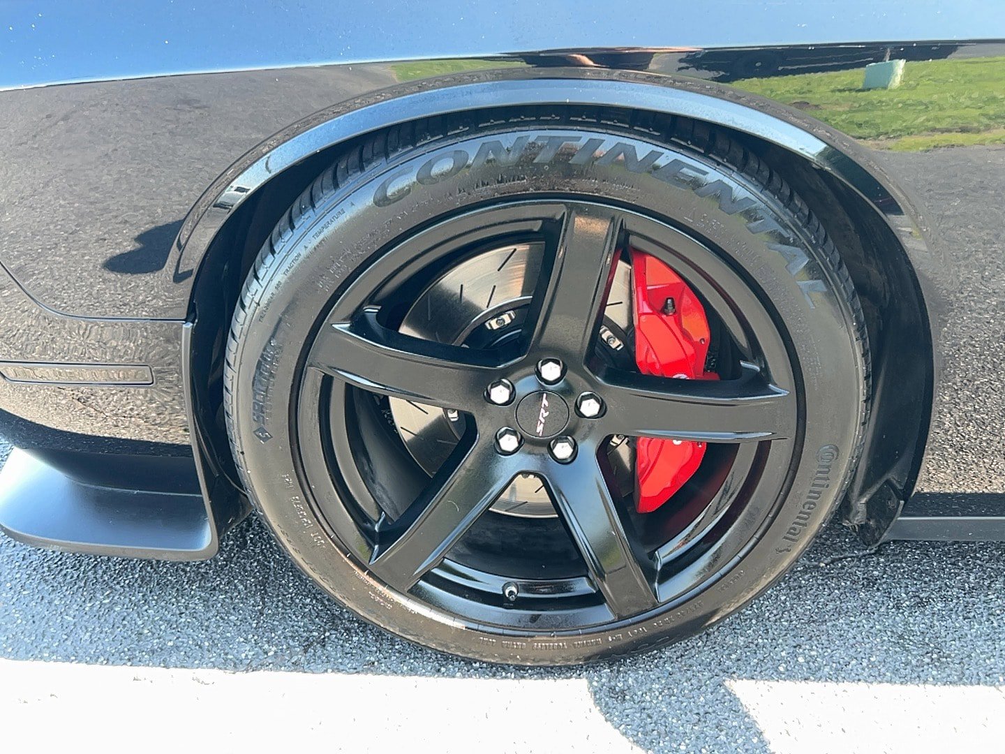 Used 2017 Dodge Challenger SRT Hellcat RWD image 9