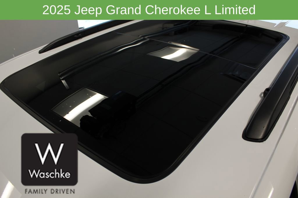 New 2025 Jeep Grand Cherokee L Limited w/ Trailer Tow Package image 9