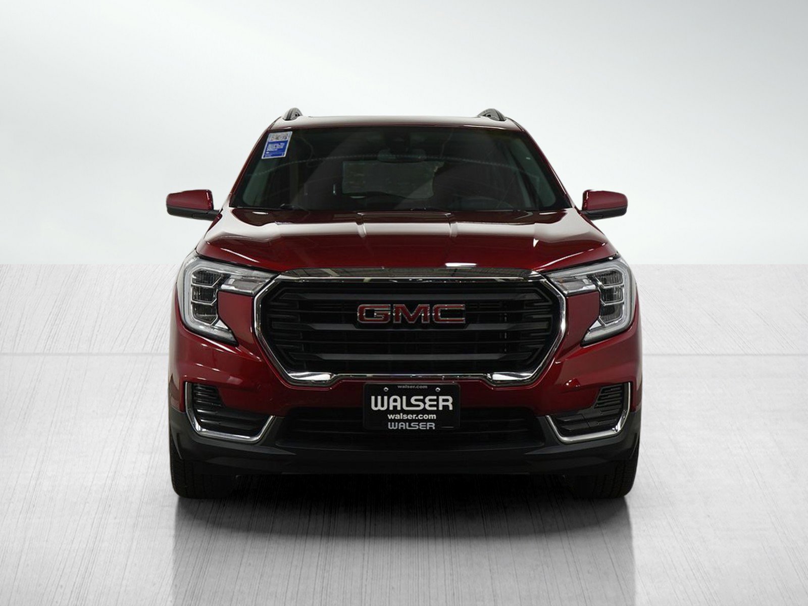 Used 2022 GMC Terrain SLE w/ Driver Convenience Package image 8