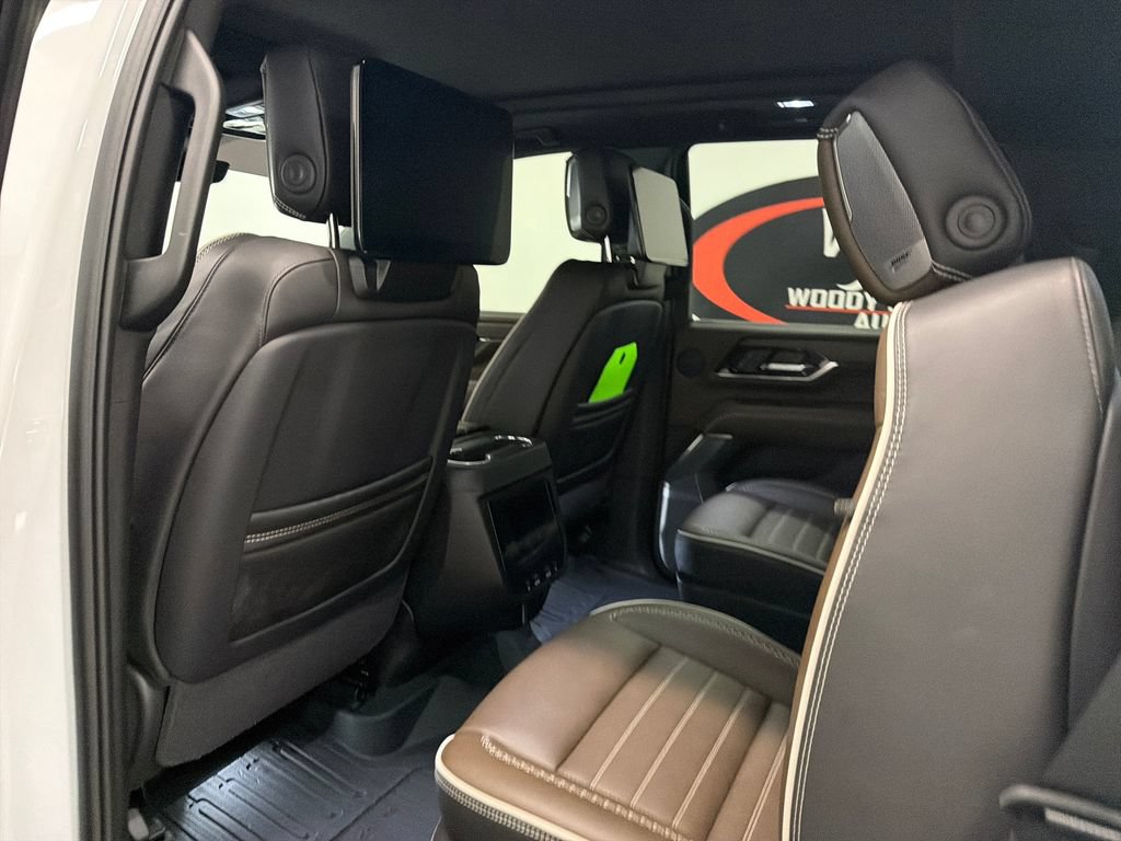Used 2026 GMC Yukon Denali Ultimate AWD/4WD image 14